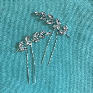 Leaf Inspired Hair Pins